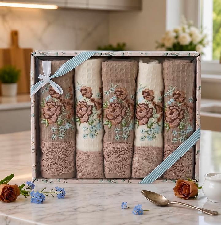 Pack de 5 Serviettes de Cuisine Brodées